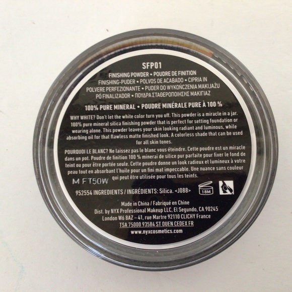 NYX HD FINISHING POWDER NWT TRANSLUCENT - Picture 4 of 6